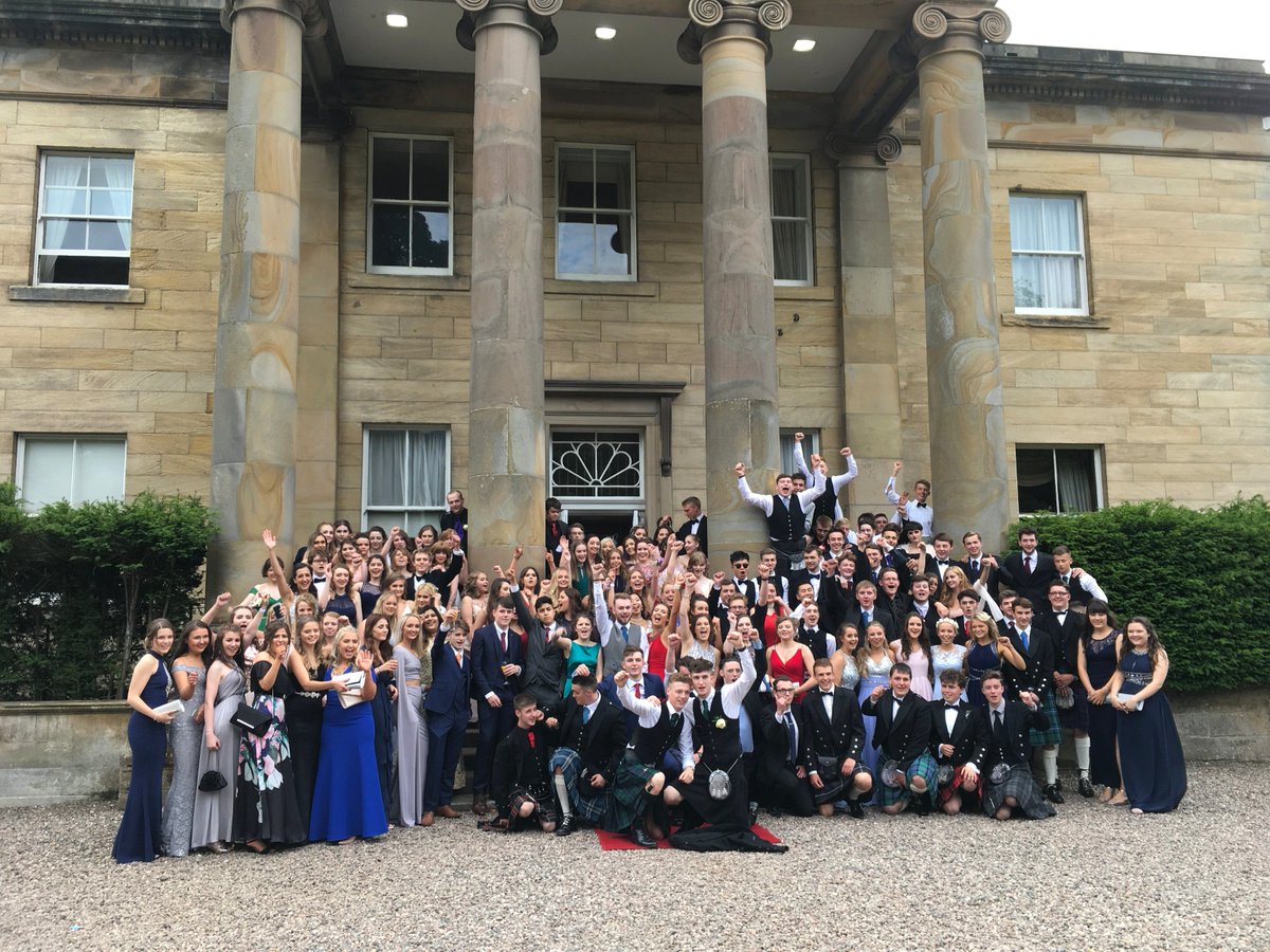 DM_BALBIRNIE's tweet photo. Lovely to welcome @PerthHighSchool to @BalbirnieHouse this evening for their School Prom! Best wishes to all. #schoolprom #party KB x https://t.co/yWVwQ1wVsv