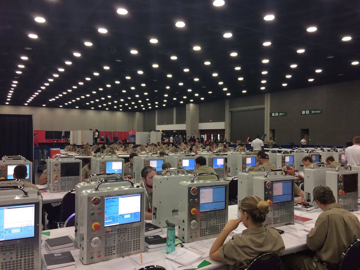 ccca_machine's tweet photo. Done! Now the LONG wait til tomorrow's awards! @SkillsUSA #NLSC2017 @CalCoCareerTech @SkillsUSA_AL @NIMS_Inc @CatherineR_NIMS https://t.co/Vx91HxqjrV