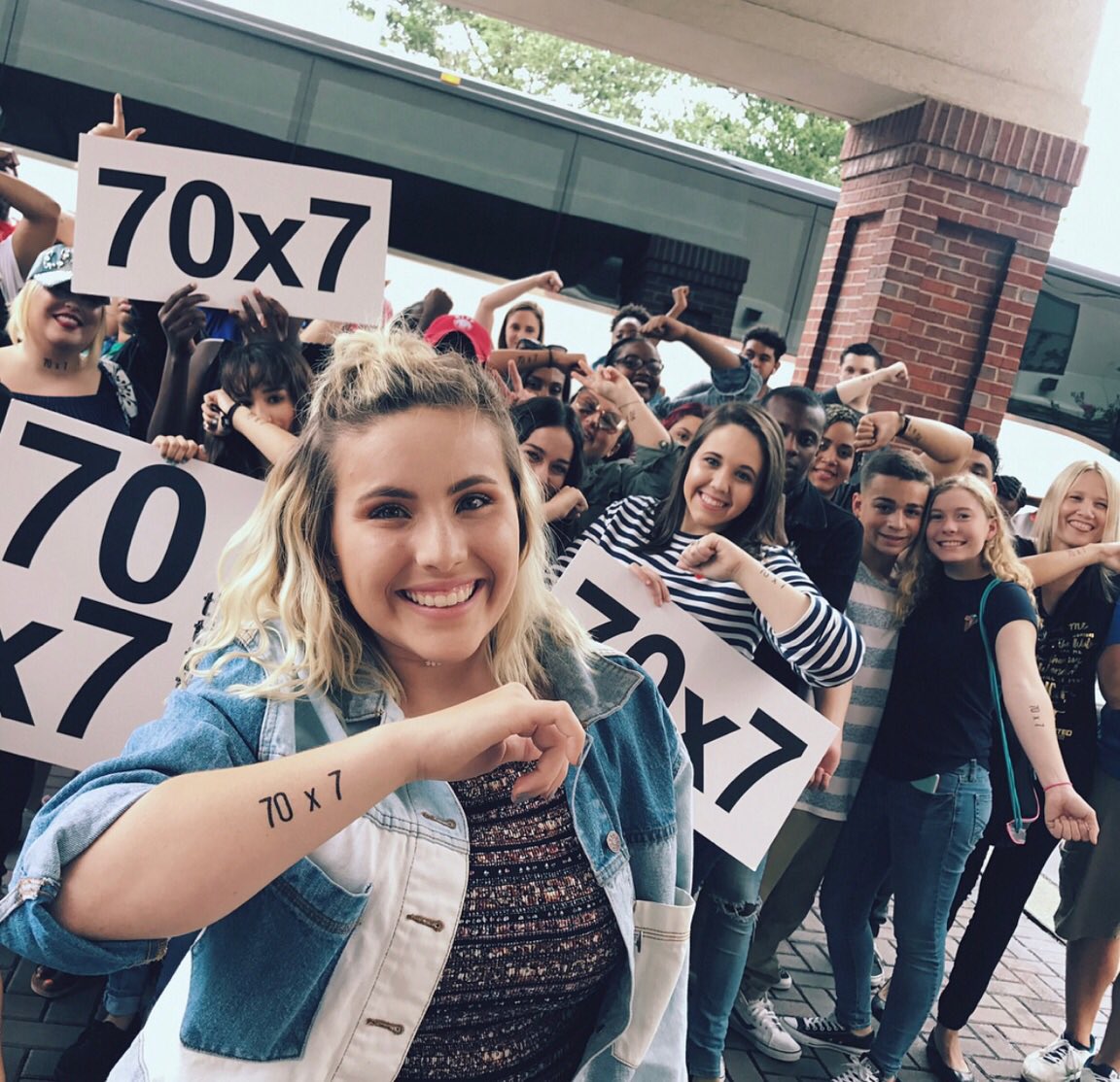 CoachDavidVilla's tweet photo. Hey pastor @Jentezen this is @VillaAshtin &amp; the @rolccfl crew rocking 70X7 at #ForwardCon https://t.co/ggrAkcoI0B