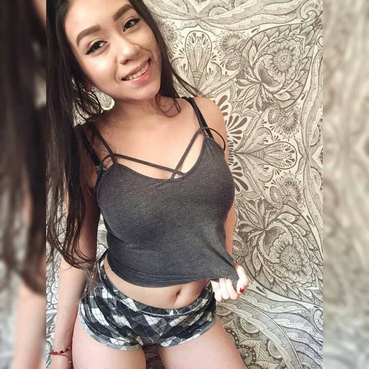 🙌 YASSS It's time for a great show SativaLatina🔝🏢:Hi live.me 💋 #Fe
liveme.com/media/play/?vi…