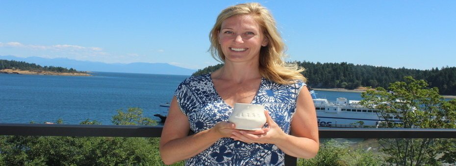 emilymadill's tweet photo. Owning Our Stories is a Liberating Way to Live by @emilymadill on #TUTBLOG @mikedooley #empoweredliving #emilymadill https://t.co/CkVzHdtfCL https://t.co/aMkLqp4r9h