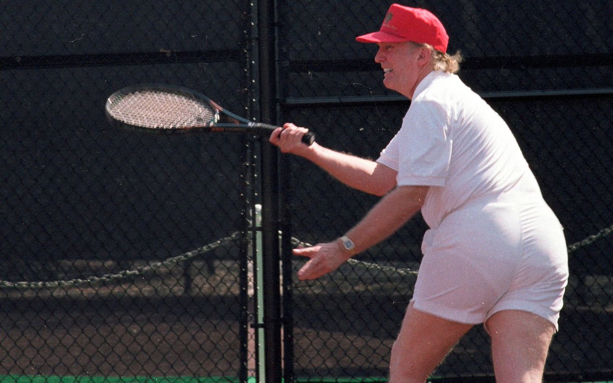 Deadspin's tweet image. This shitty tennis player would one day be president: deadsp.in/JecEypO
