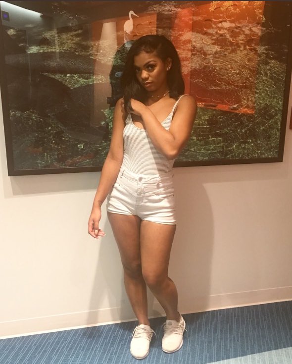 leenaa_xo's tweet photo. #FineWomenOfGSU you rang? https://t.co/qQwTkjen6i