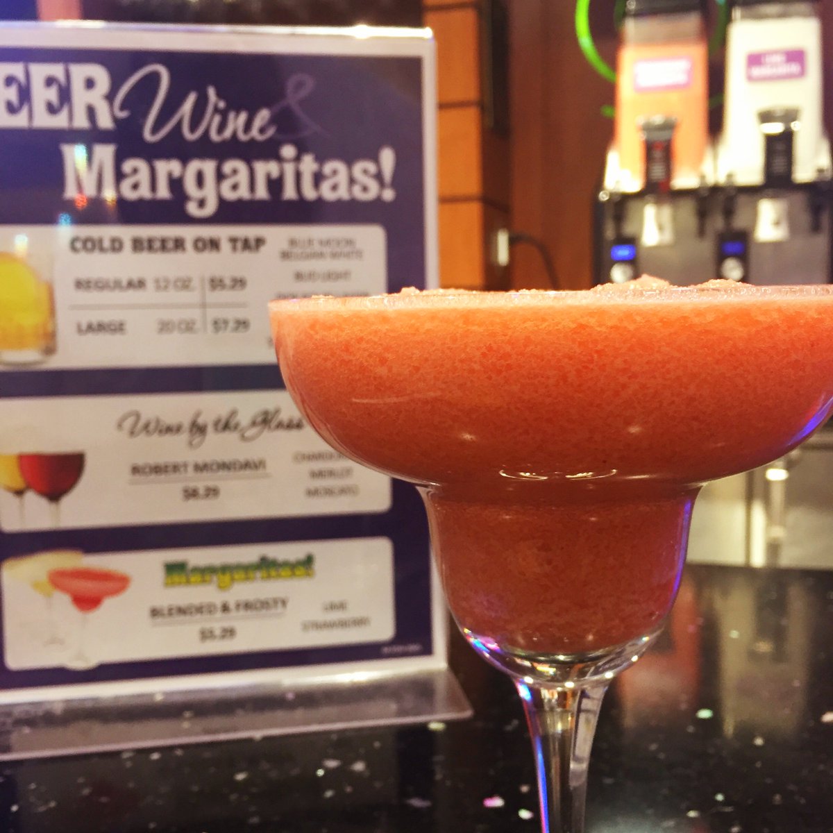 IncrediPizza's tweet photo. Every great day should start with a smile and end with a margarita and some family fun! #IncrediPizza https://t.co/d6K8u3KMeO