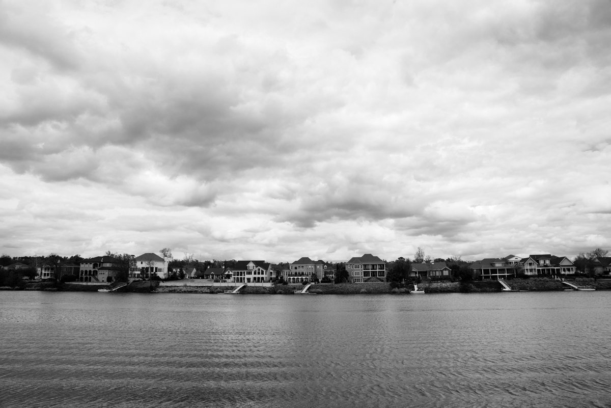 kendrasphotos's tweet photo. #Storm Coming #photography #art #couds #SavannahRiver #Augsta #Georgia @500pxrtg @rtdslr @artgully https://t.co/nS1YxT6UKc