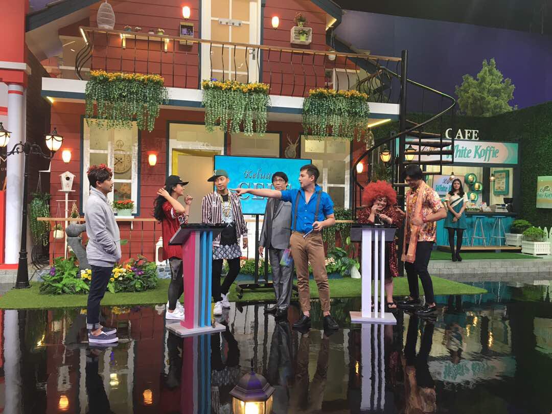 TRANS7's tweet photo. Ibu pergi ke..... apa ya jawabannya?
SURVEY BUKTIIN! #OVCLBK28 @OVJ_kitelagi https://t.co/Vhe4bAIvPN
