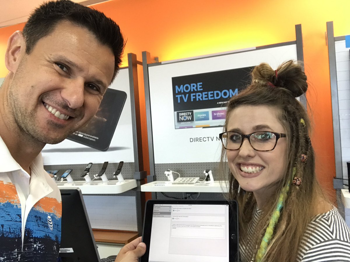 Damir_att's tweet photo. @rmridahofalls Lauren Passes the #EntertainmentScreenplay!!! #DTV https://t.co/OxWVlbC6vI