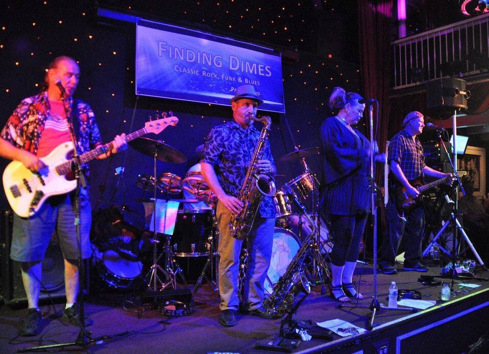 HughONeillsPub's tweet photo. #FindingDimes will be here for #ThursdayNightLive tonight to play some live music while you drink!
See you at 9:30pm.
#Malden #MaldenMA https://t.co/4jPXrOn6nU