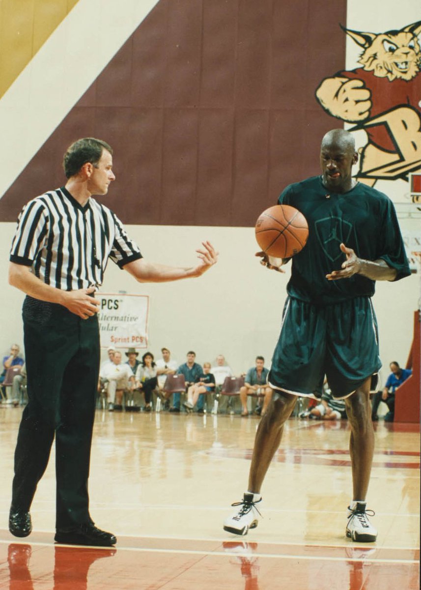 txst's tweet photo. #ThrowbackThursday: Michael Jordan puts on a show during his visit to #txst in 1998. https://t.co/vSDRdLV8ZM