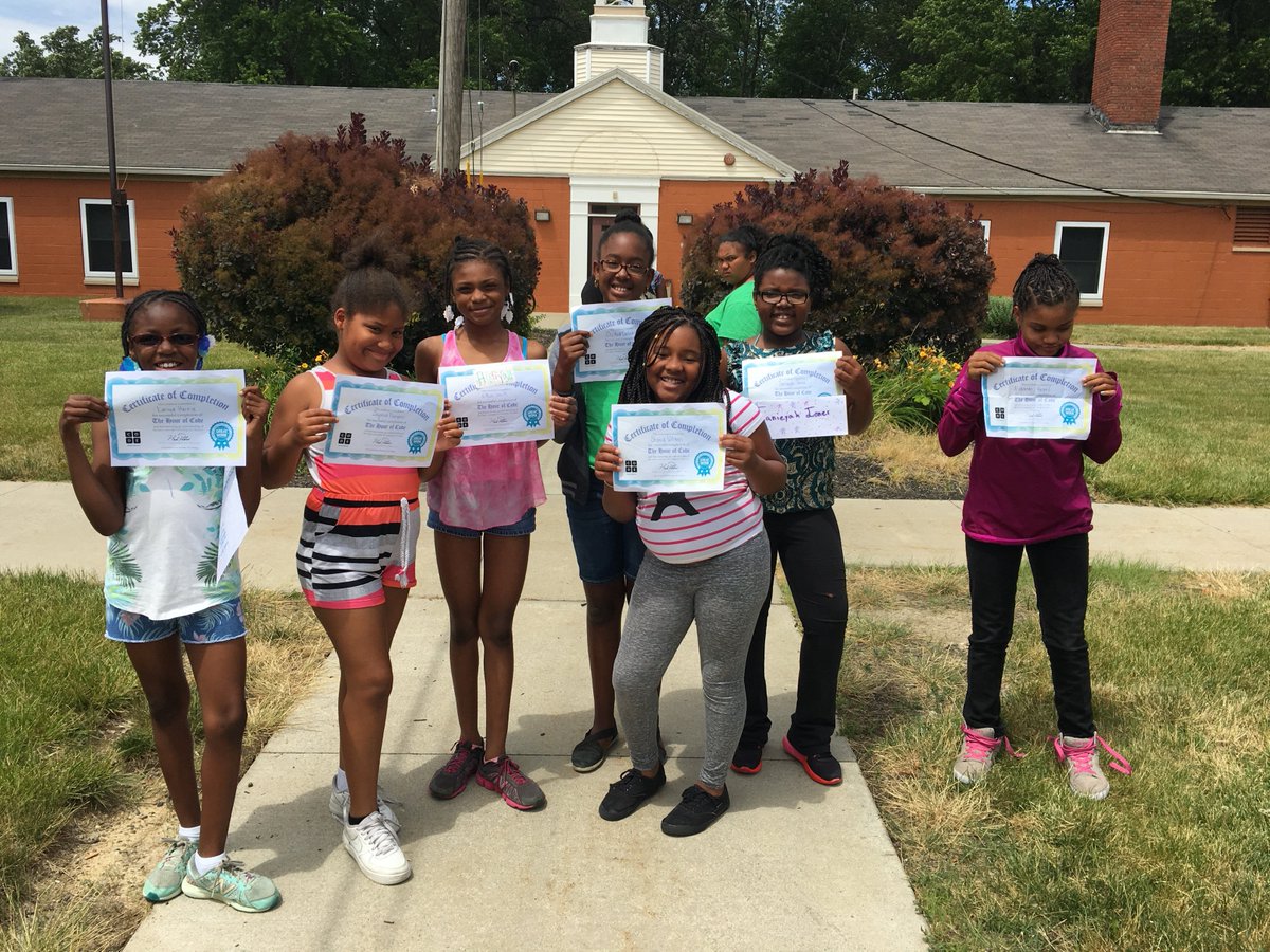 CuyahogaHousing's tweet image. Today the girls computer coding camp received certificates for completing their 1st hour of coding! Thanks @NCWIT + instructor Milly Mason.