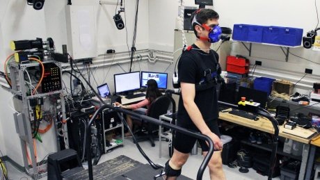 CBCScienceEnv's tweet image. Research into exoskeleton walking devices big leap forward for human-robot interactions ift.tt/2t0ClG4