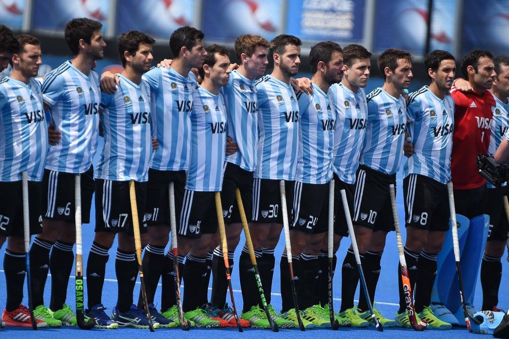 ArgFieldHockey's tweet photo. Malasia será el rival de #LosLeones 🦁🇦🇷 en semifinales de la Liga Mundial de Londres. 👉 Este sábado ⏰10.00 hs, 📺ESPN. https://t.co/4Co2gydHCu