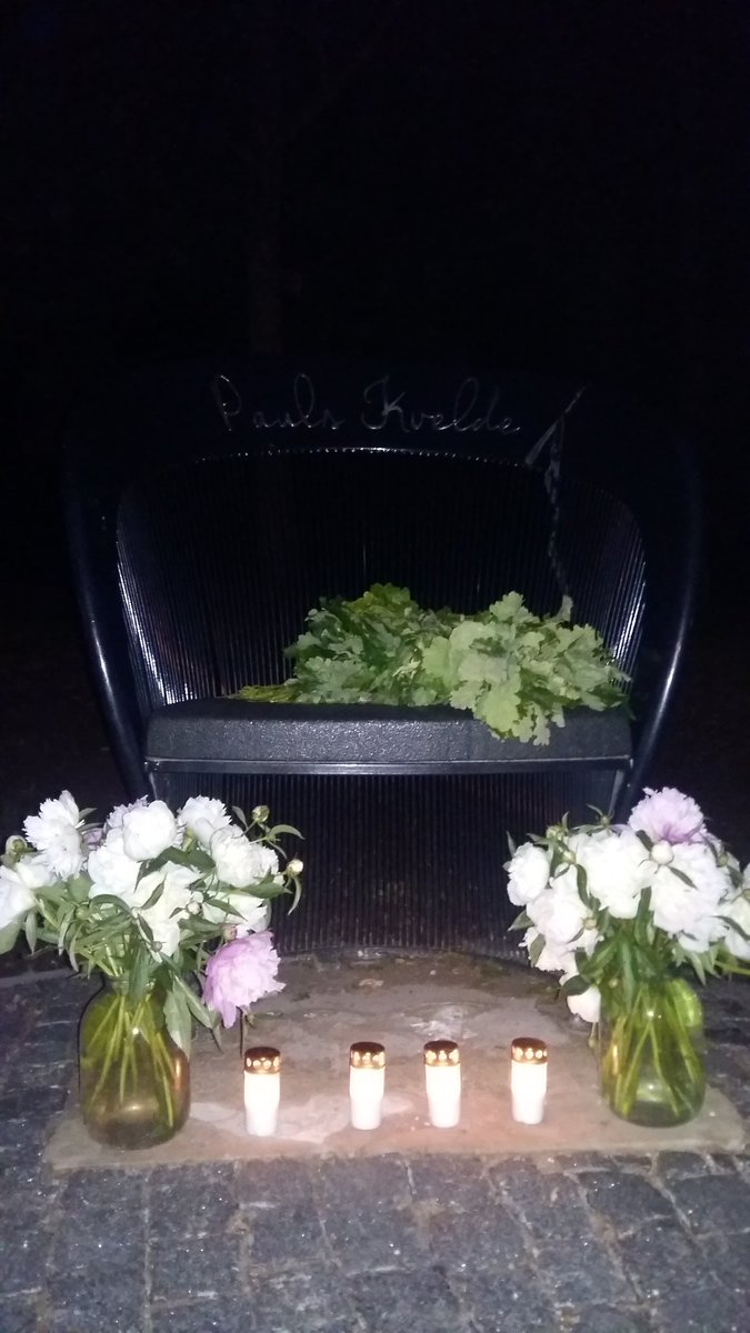 RIP Pauls Kvelde. Pat bez laika <a href="/manalielvarde/">Mana Lielvārde</a> deg sveces.