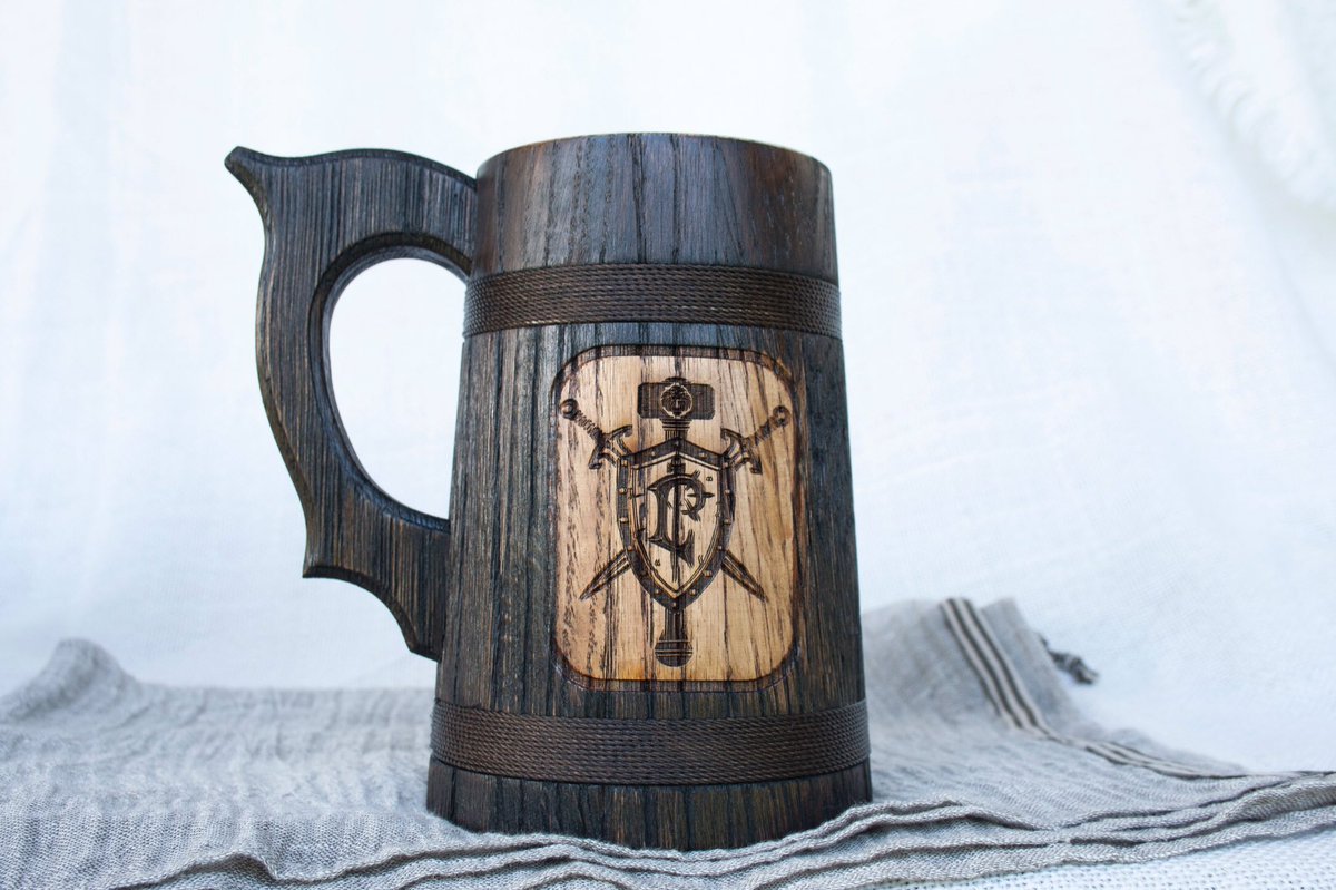 OakWoodWork's tweet photo. Oak tankard with engraving on the side"Warcraft crest", 23 oz.
https://t.co/tDqSDAcGEp https://t.co/2seFyXDojY