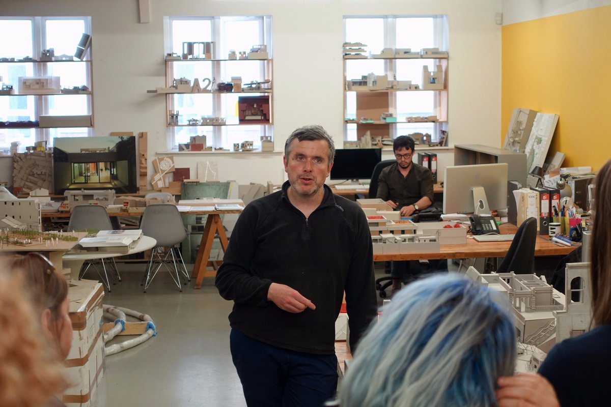 milicajova's tweet photo. Taking the models apart, showing us all the bits and interiors, Peter gave us insight into @A2Architects work process @IAFarchitecture #MyD1 https://t.co/mFgzjugCDk