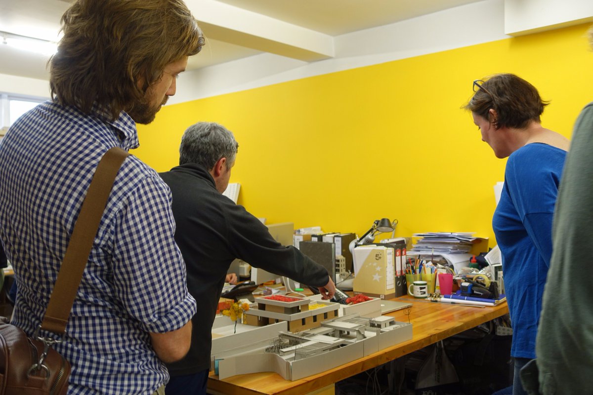 milicajova's tweet photo. Taking the models apart, showing us all the bits and interiors, Peter gave us insight into @A2Architects work process @IAFarchitecture #MyD1 https://t.co/mFgzjugCDk