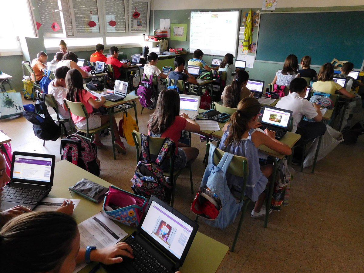 CrieNaturavila's tweet photo. Últimas imágenes del proyecto #WikiScratch de #RedXXI en @Ceip_Pradillo de Ávila @julio_ss @educacyl https://t.co/l2mOefelhe