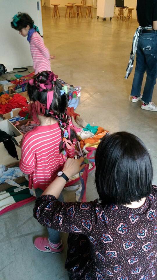 Un laboratorio di intrecci dedicato a Frida: intrecciare storie, creare ponti generazionali,tessere racconti, fare memoria
#storiesMW