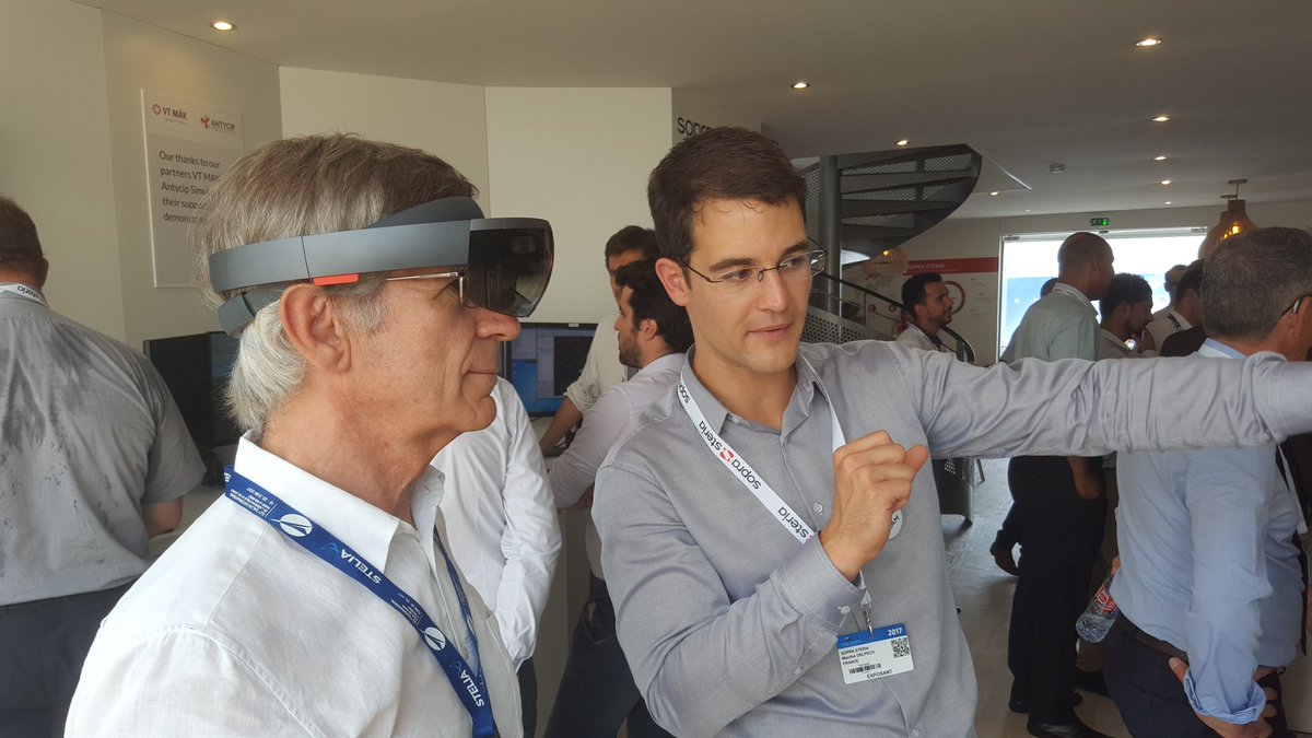 Augmented reality used for aircraft maintenance + training. Brilliant demonstration to NHI <a href="/SopraSteria/">Sopra Steria</a> #PAS17 #ParisAirShow2017 #chalet192