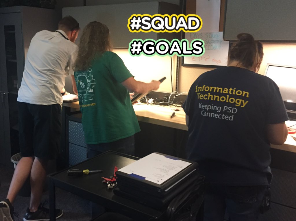 PSDTechnology's tweet image. Everyone in the department takes part in helping repair devices over the summer #teamworksmakesthedreamwork