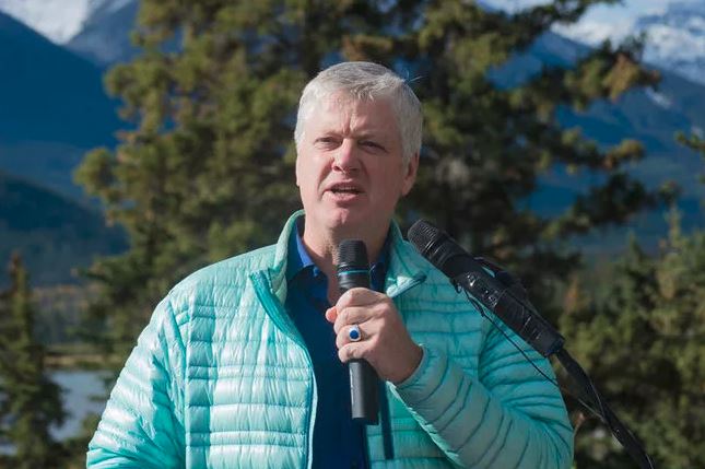 Y2Y_Initiative's tweet photo. .@harveylockeyyc joins national panel to advise Canada’s biodiversity conservation initiative https://t.co/1hl7U38Kvm #conservation2020ca https://t.co/ZbfA5c5Ayg