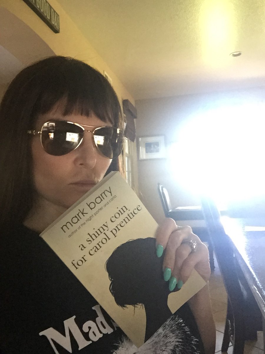 GreenWizard62's tweet photo. "If this book were in The Guardian books, I'd buy it" 
22 5* reviews. And a weird 1*. 
https://t.co/K1pIIziv88 https://t.co/aHjQWfn1cD