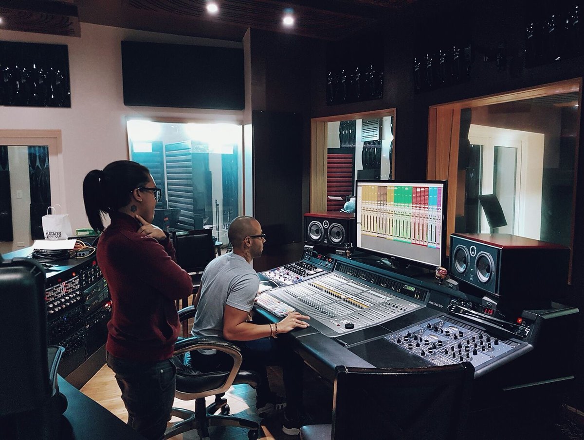 Donde nace la magia #ST4 #NewMusic #Jafet @joseancruzPR @JafetFawaz <a href="/chinea_ruben/">Ruben Chinea</a> <a href="/eduardocosss/">Eduardo Coss</a> <a href="/updatemusicinc/">UPDATE MUSIC</a> <a href="/jorgealbelto/">.</a>  🎵🎶♩