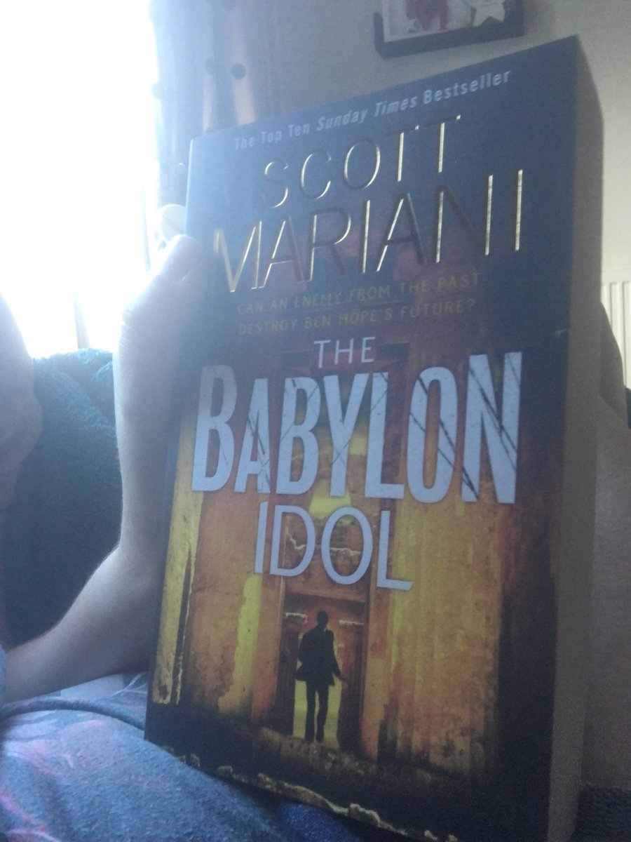 SCorbettwriting's tweet photo. Newest read for inspiration #reading #writing #writer #action #adventure #blogger #future #imagination #2017 #dreams #benhope https://t.co/ZzEN0vbvQY