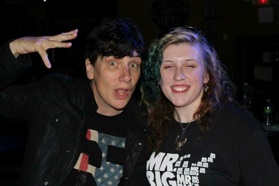 elonmuskissy's tweet photo. #ThrowbackThursdays @EricMartinBand of @mrbigmusic and I at Tailgaters Sports Bar in IL, 2015!
#singerdude #rocknroll https://t.co/OiJvvcgxHp