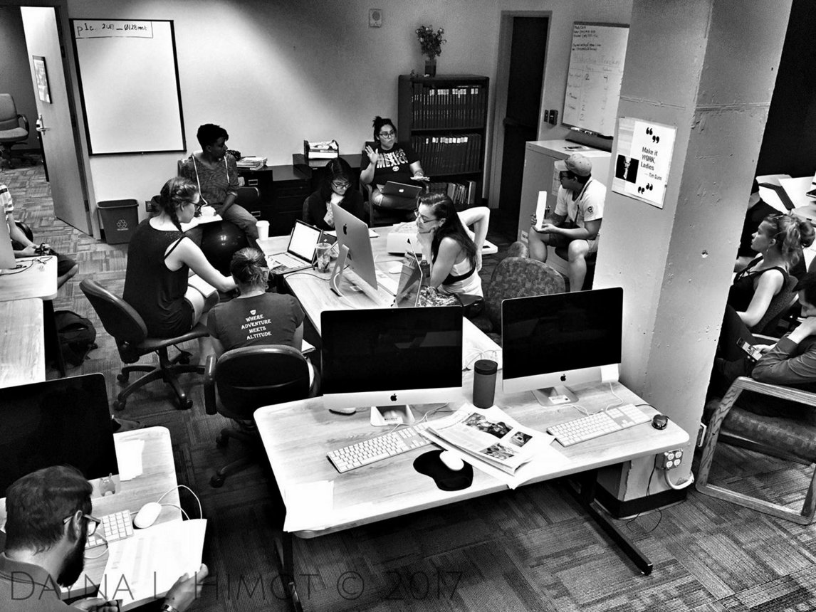 MetrosphereMag's tweet photo. The team hard at work! Apply now at https://t.co/L514ZVmTC3 if you'd like to join in!
#dailygrind #wehavefunthough
๐ธ: @djdenouement https://t.co/unO7mUWyaZ