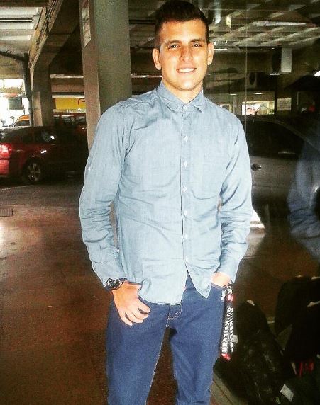TroyanoPay's tweet photo. #22Jun David José Vallenilla (22) técnico en enfermería, asesinado vilmente por GNB en Autopista #FranciscoFajardo frente a La Carlota QEPD https://t.co/zbOHY0P5zD