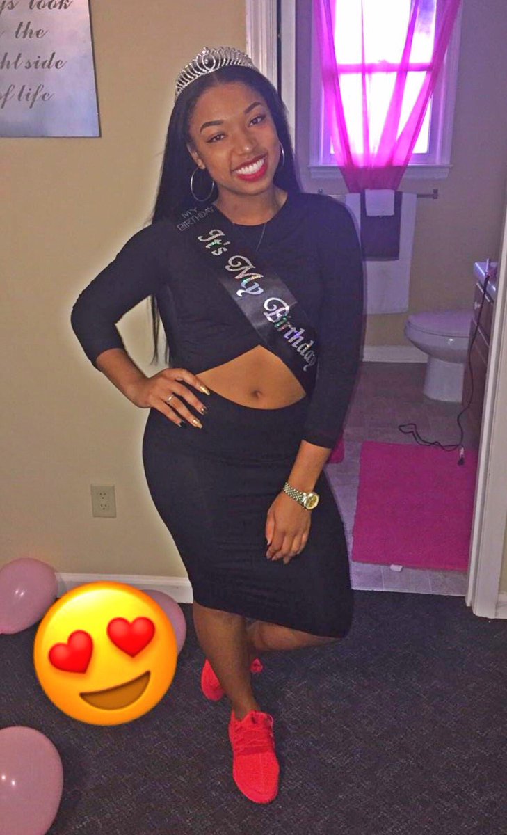 _kweenjo's tweet photo. Might as well join my girls in doing  #finewomenofGSU 🤗 https://t.co/zVwakF5dFy