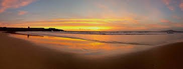 batmanbaileyrob's tweet photo. I can really see this peaceful world, not too far off. The summer really has me thinking... #worldpeace #5two5 #hwpl #ThursdayThoughts https://t.co/ewsiyRhBbm
