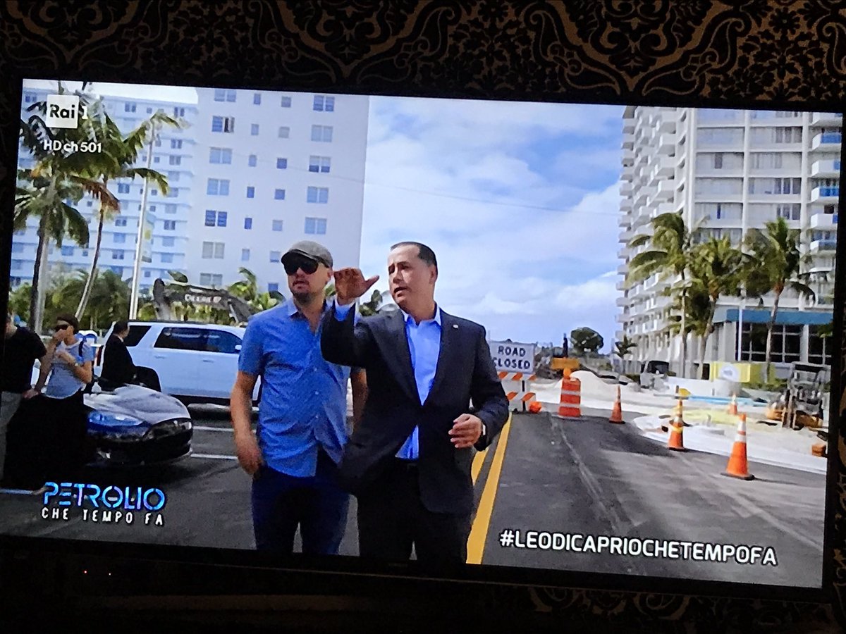 GiusyVersace's tweet photo. #PetrolioRai @RaiUno puntata pazzesca!! 👍🏼 GRAZIE !! #leodicapriochetempochefa un super @LeoDiCaprio GREAT JOB
#beforetheflood https://t.co/ULzW4O5hQX