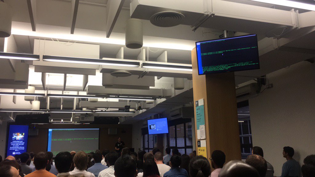 Digitalpushr's tweet photo. Big Data, London V9.0 interesting event #campuslondon  #MachineLearning #AI https://t.co/iASqGIqKgh