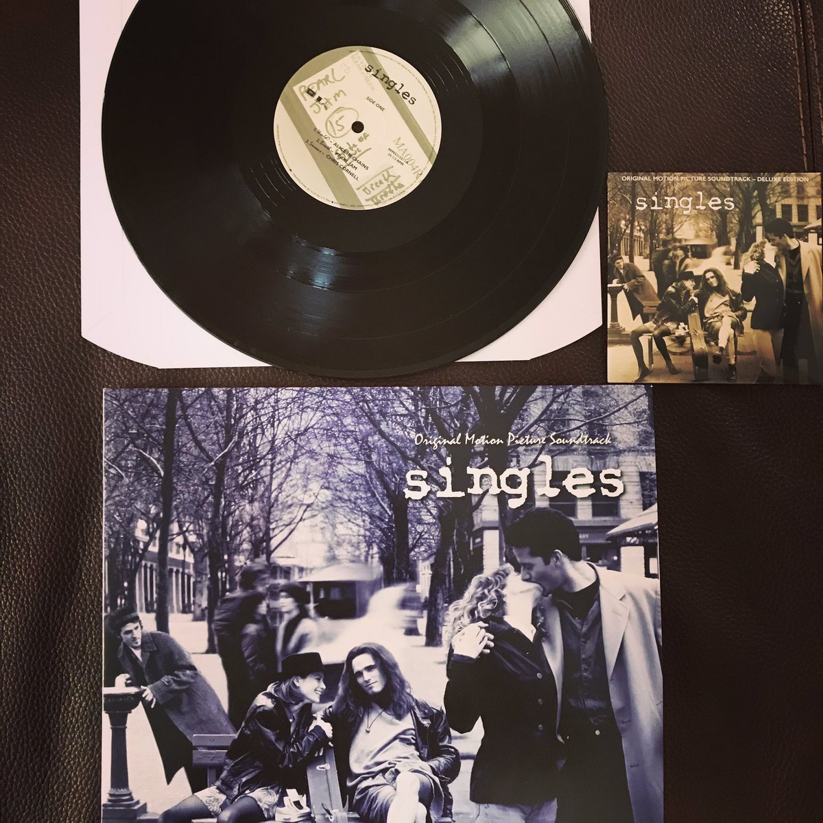 evolveyourmusic's tweet photo. Don't you just ❤️anniversary reissues? We do! Best soundtrack ever @CameronCrowe #singlessoundtrack #happyanniversary #Vinyl #bonuscd https://t.co/gdufGN1hIe