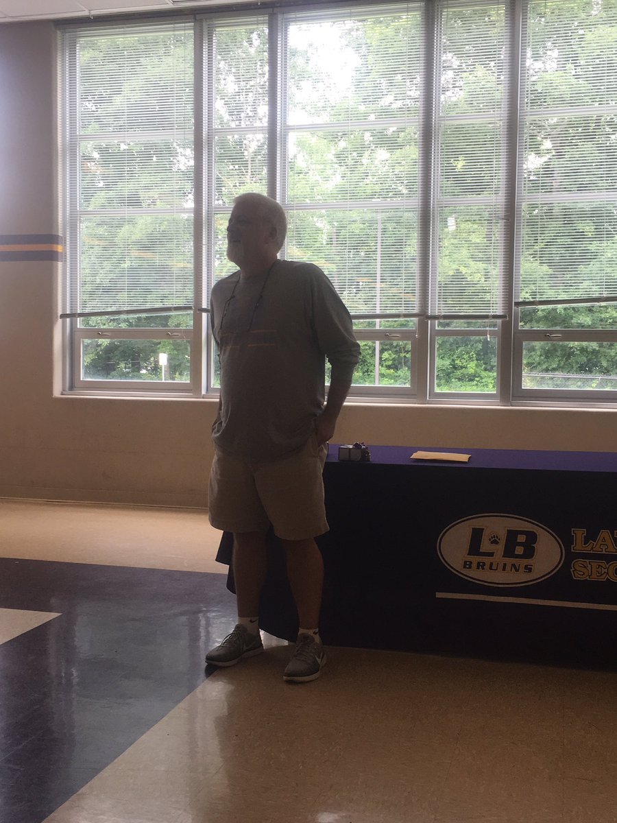 FCPSLBSS's tweet photo. Congratulations on the many years of service! #mstram #mrgardner #mrmetress https://t.co/Pk1c2O2QPk