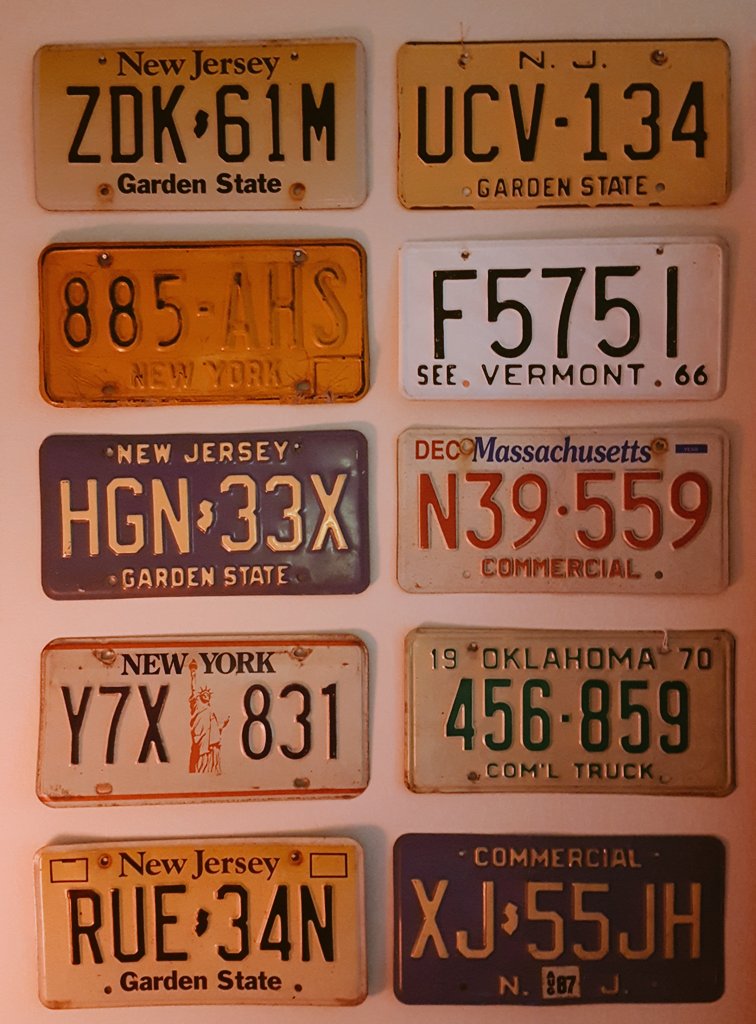 TheDoubtingLion's tweet photo. #highlion hangs plates. More to come. Like, too many more. https://t.co/G7zUHHd3dn
