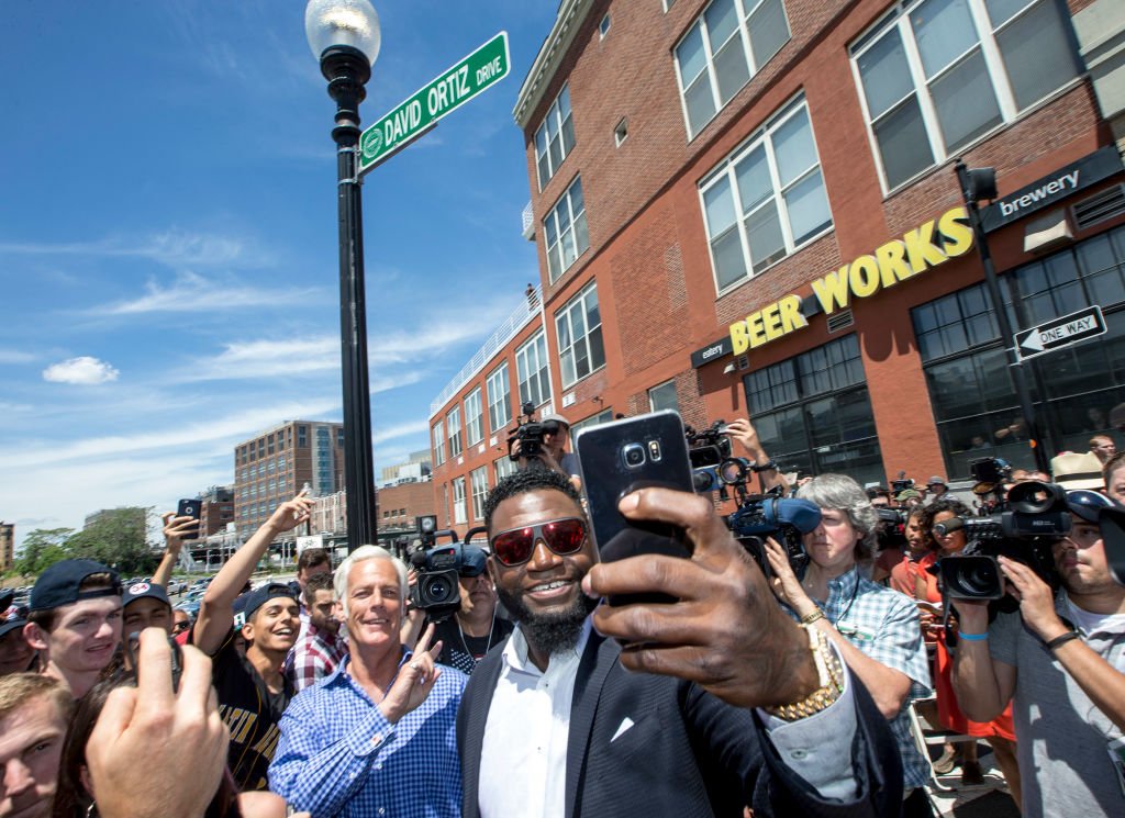 pedroperezs's tweet photo. @davidortiz lo hizo bien y eso como Dominicano me honra.
Calle con su nombre
Puerta de aeropuerto con su #34 
Sin dudas será #Salonfamamlb https://t.co/1iVJXNVy1s
