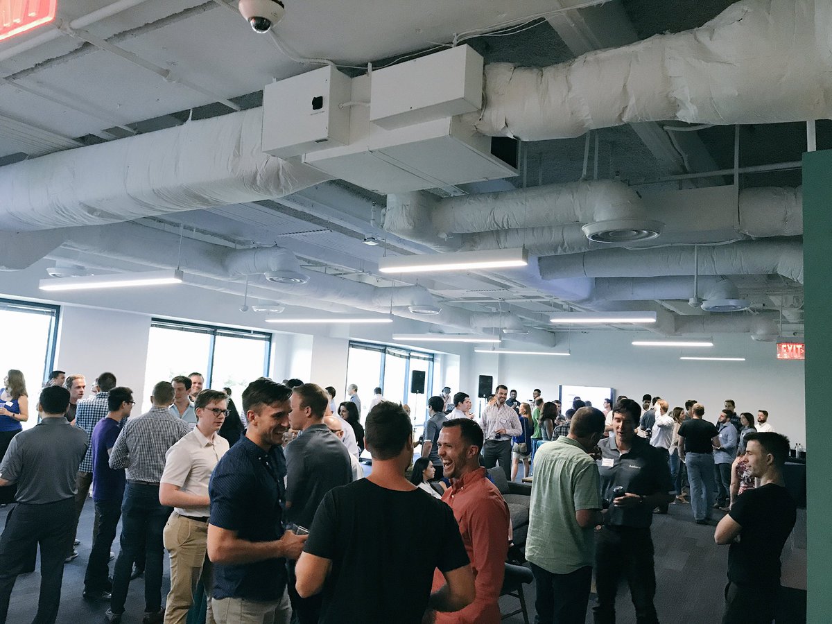 BuiltInAustin's tweet photo. Happening now: Built In Brews with @AmherstInsight - great music, cool drinks and an awesome team https://t.co/q5qjTCnzvv