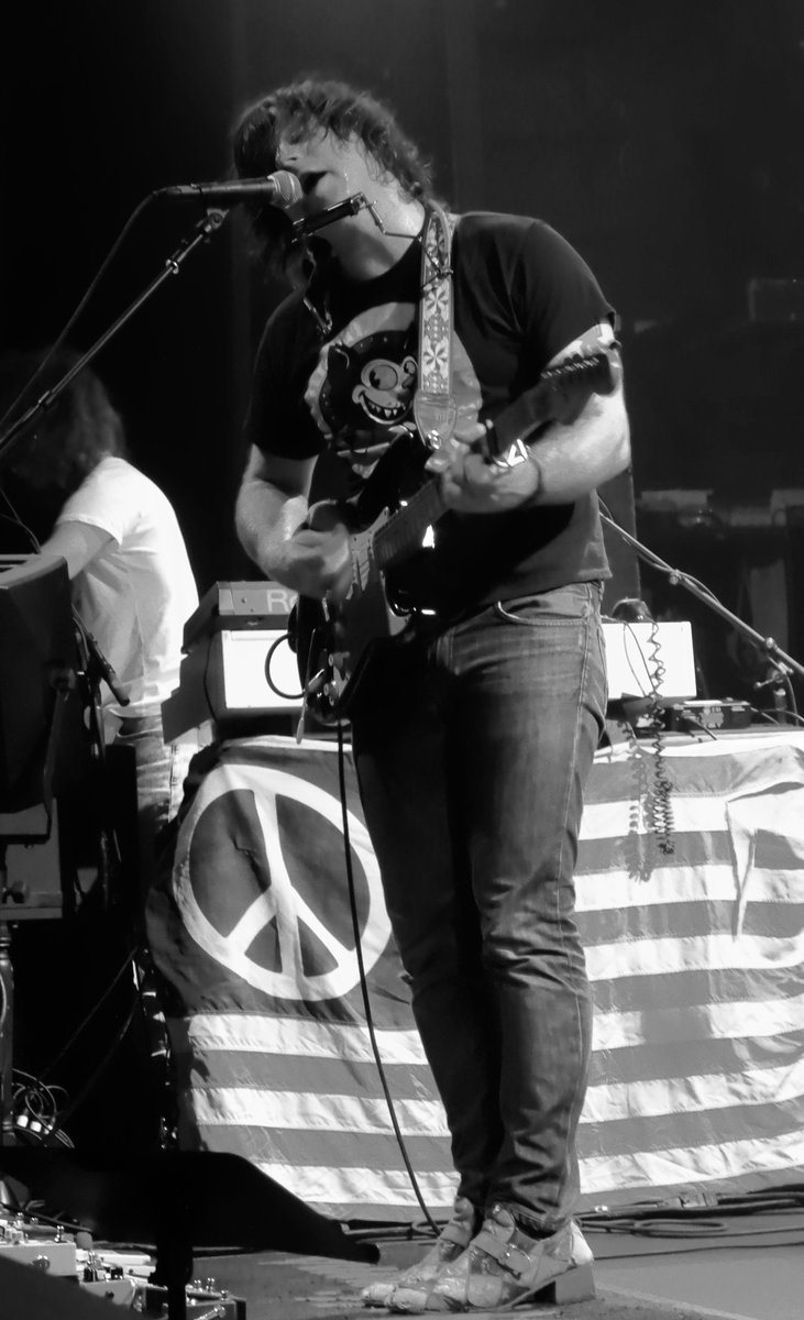 It was hot.My shoes were sticking to the floor. Seeing <a href="/TheRyanAdams/">Ryan Adams</a> this close up made it all worth it . #RyanAdams #musicislife