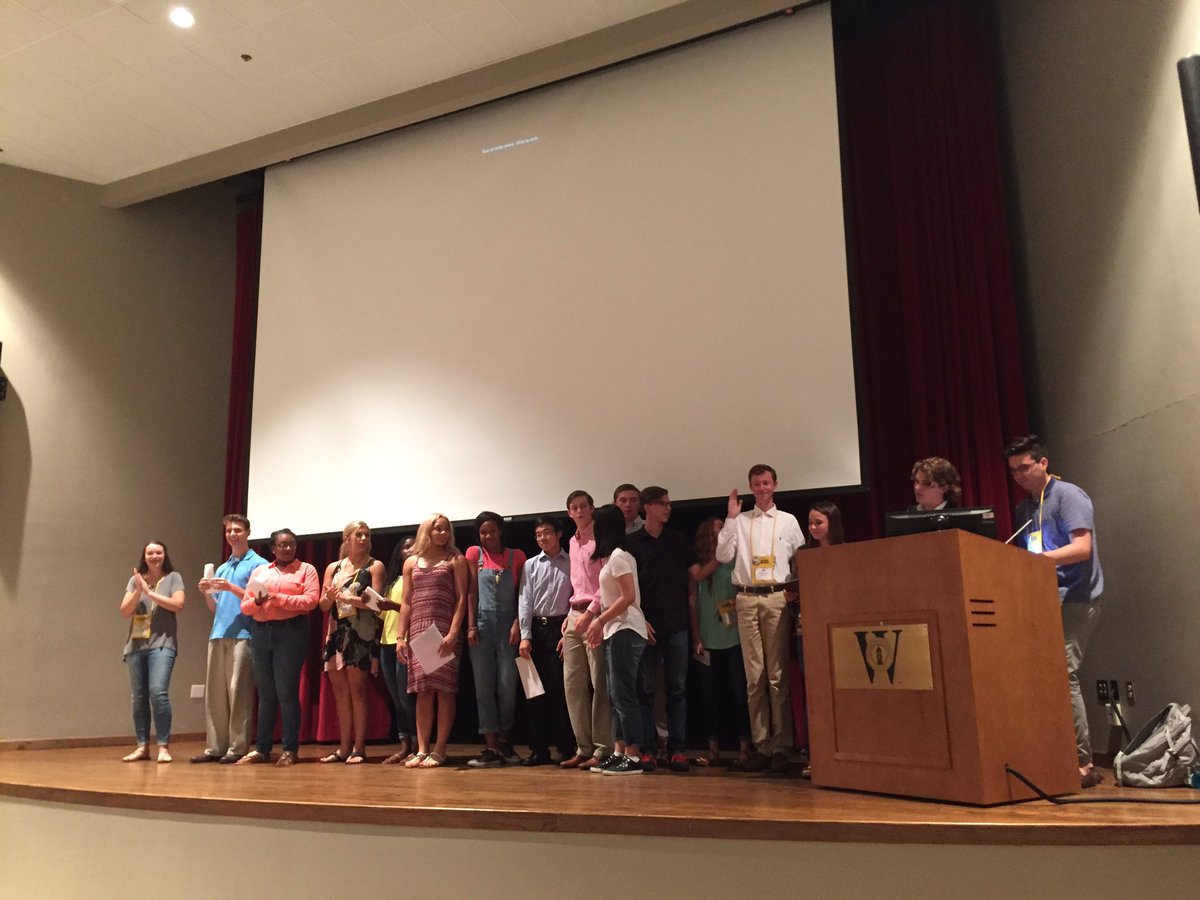 Y'all. My class came up with an AMAZING stock market game show for their final presentation at <a href="/MSGovSchool/">MS Governor's School</a>. I'm so proud!! 😍🤓🤑