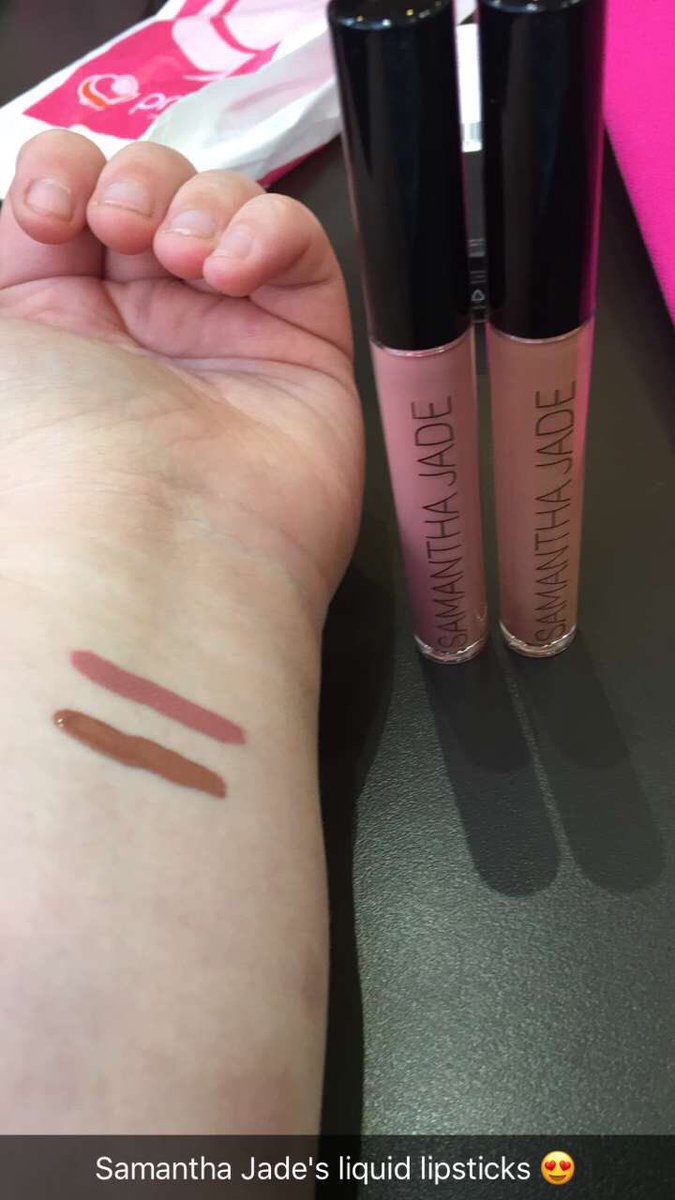 zoegilbert_xx's tweet photo. IN LOVE 😻💄 @sjademusic #MODELSPREFER @PricelineAU https://t.co/Tvv1XTd9eG