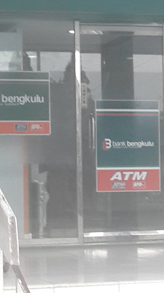 nellyalesa's tweet photo. ATM Bank Bengkulu semuanya eror..bgm ASN mau ambil haknya...layanan publik nya mengecewakan https://t.co/MtVgEXx8f8