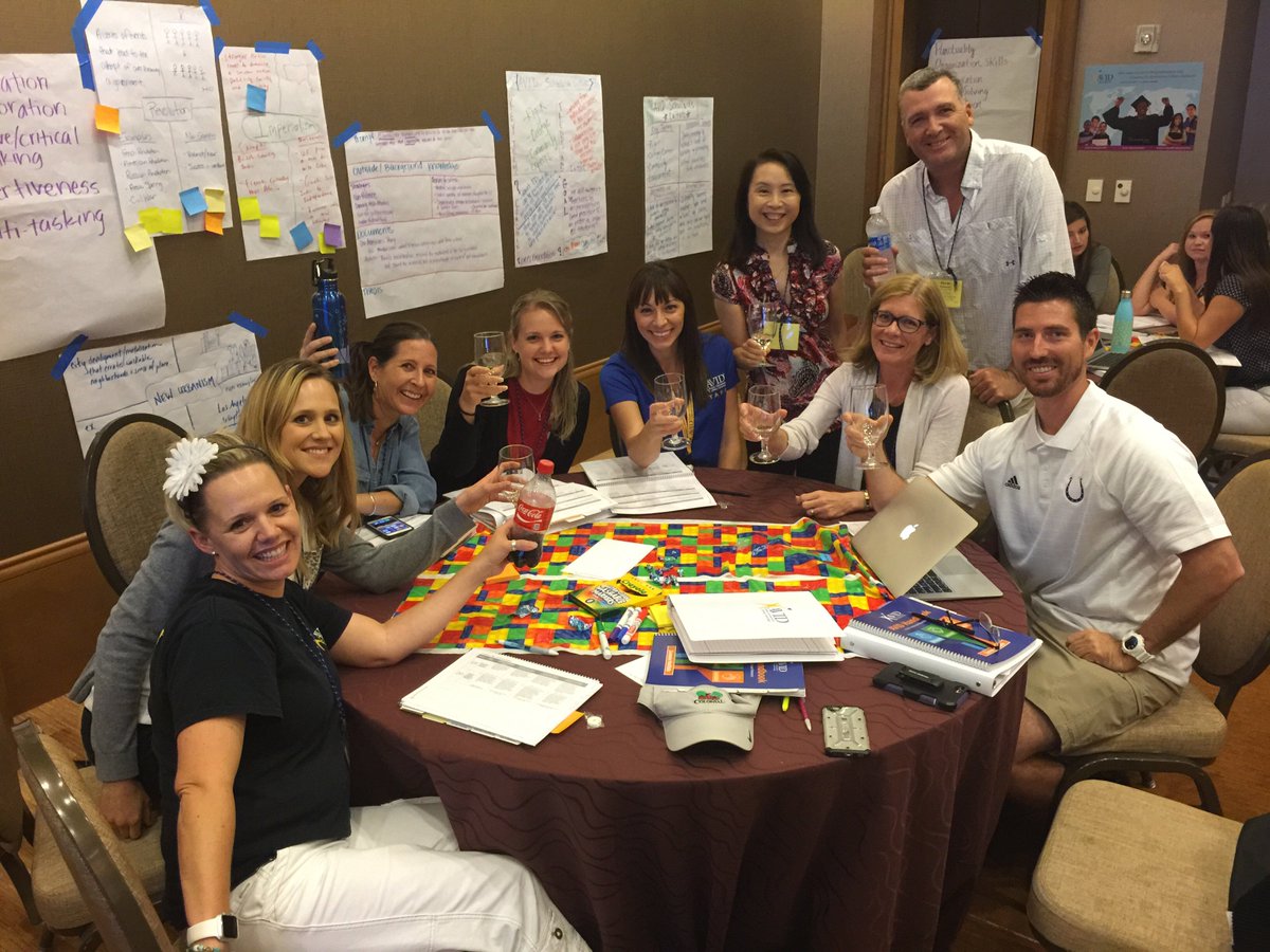 swilliamsedu's tweet photo. Thirsty for Rigor #TeamCMS #AVIDSI17 #allmeansall https://t.co/XhJMBDR7FE
