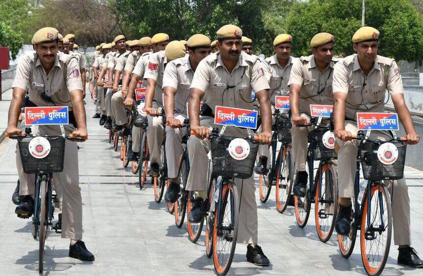 Rohittalk's tweet photo. There's something about being a Hero! It's when you take a step to be the change you want to be. Delhi Heroes on Hero Bikes. #HeroforHeroes https://t.co/MTXyPjYkOh