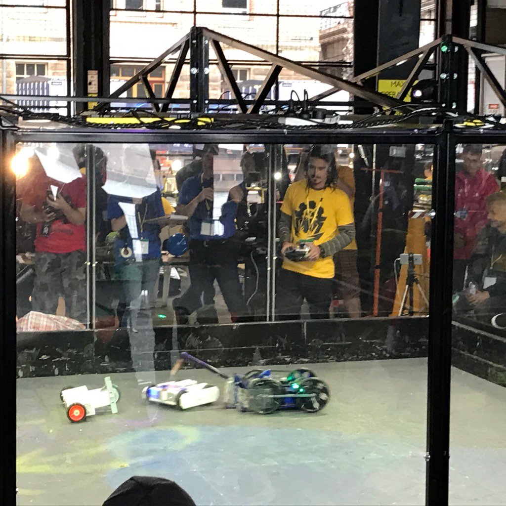 Carnage at #robowars whoop whoop.