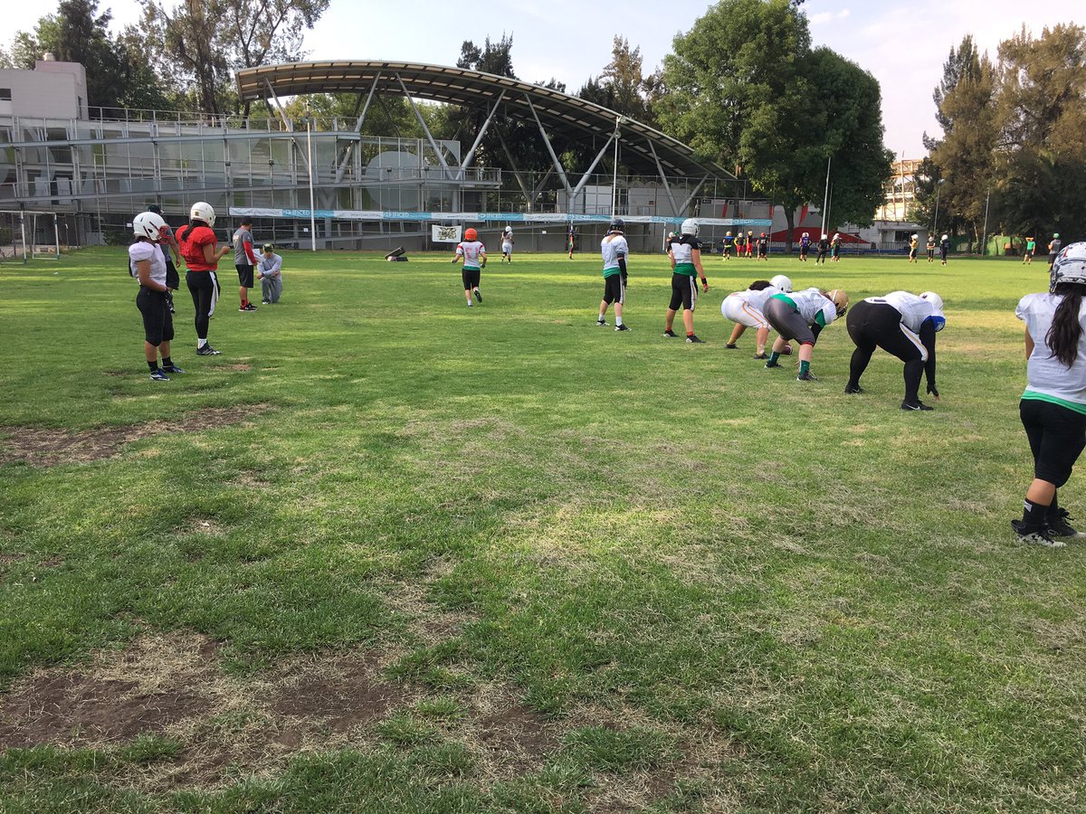 Entrenamiento de la <a href="/FemMXFba/">Selección Fem MX FBA</a> que se realiza en <a href="/CODEMEOficialMX/">CODEME Oficial</a> 🇲🇽🏈💁🏻

💻📲 Facebook.com/TercerCuarto