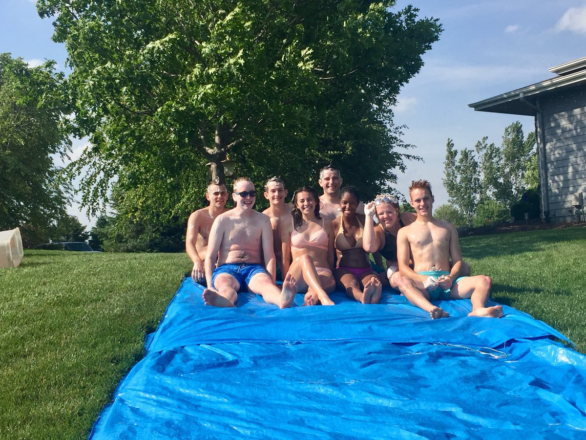 NewBluejays's tweet photo. Our team enjoyed a day off of SPreview with a day on the lake! We are ready for Sessions 3 and 4 to begin next week! #NewJays2017 #SP2017 https://t.co/jXu1ZaRooB