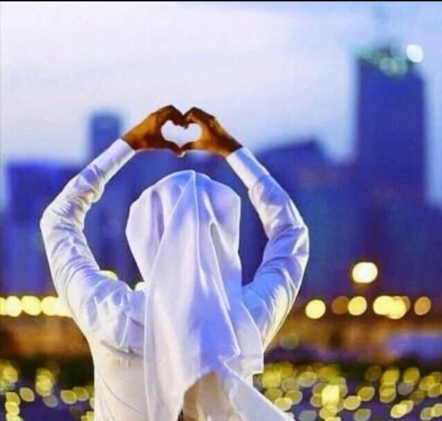 MW77_7's tweet photo. أمآ بعٍدِ 

فَلُن آحٍب آحٍدٍِ قبلُگ 

أمآ قبلُ 

أنآ آسآسآً مآعٍرٍفَت آلُحٍب آلُآ بگ https://t.co/fch6SKlyS3